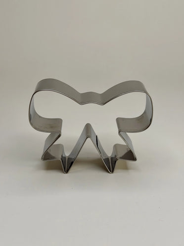 Bow Traditional Cookie Cutter - image 1