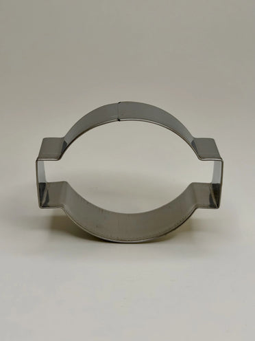 Minion Eye Traditional Cookie Cutter - image 1