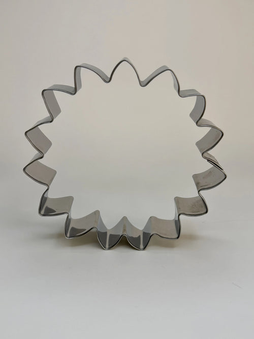 Sunflower Traditional Cookie Cutter - image 1